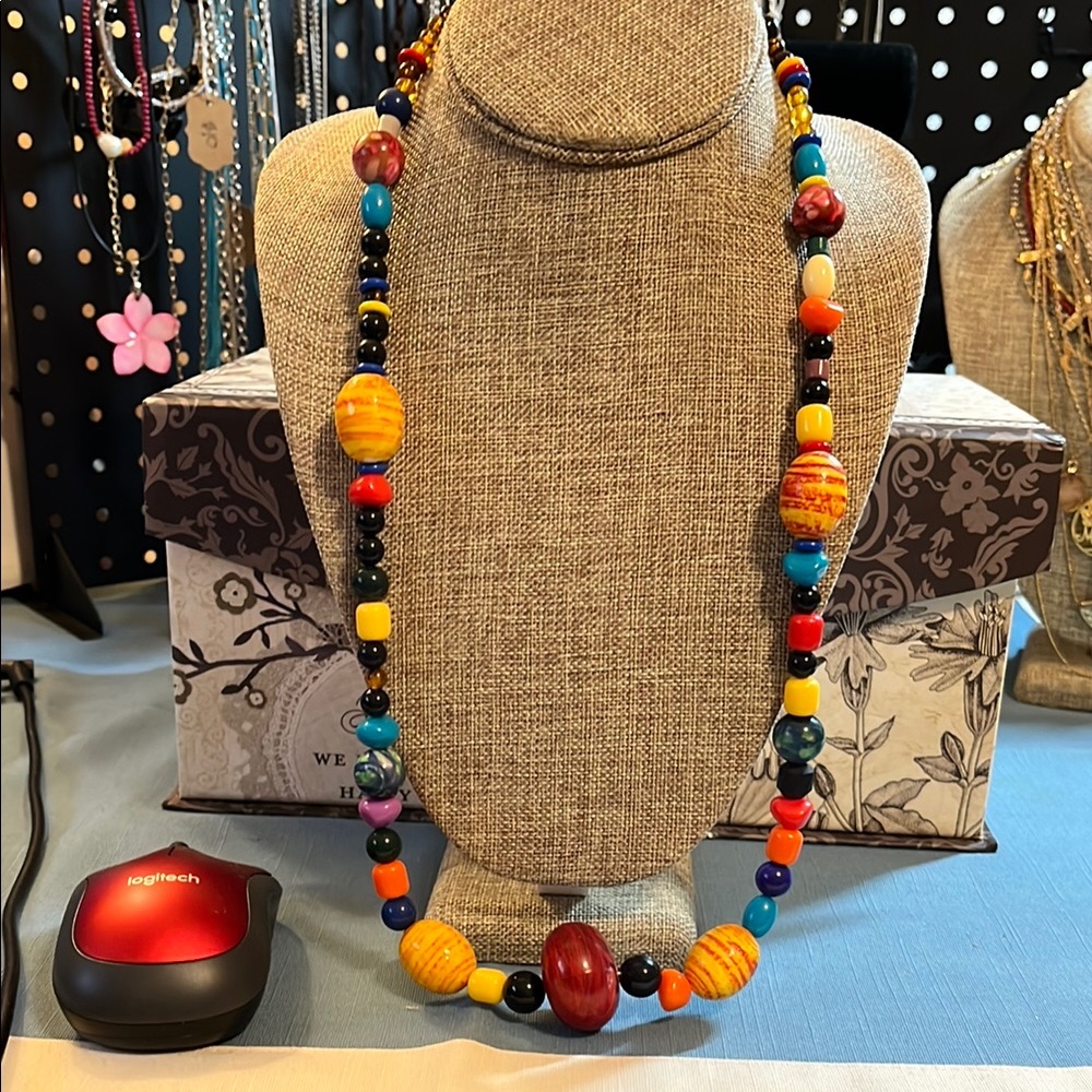 Estate beaded necklace, tribal or Peruvian? Stunning